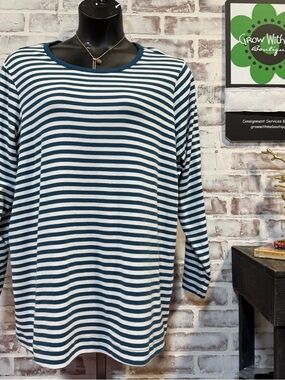 Duluth Trading Co Blue and White Striped Long Sleeve Tee women’s 2X